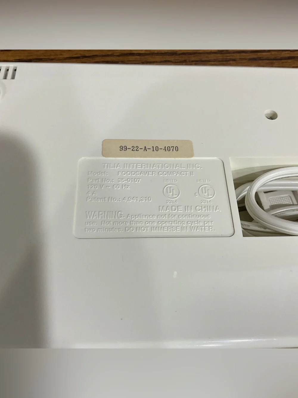 FoodSaver Vacuum Sealer Compact 2 Machine with Bags and Accessories